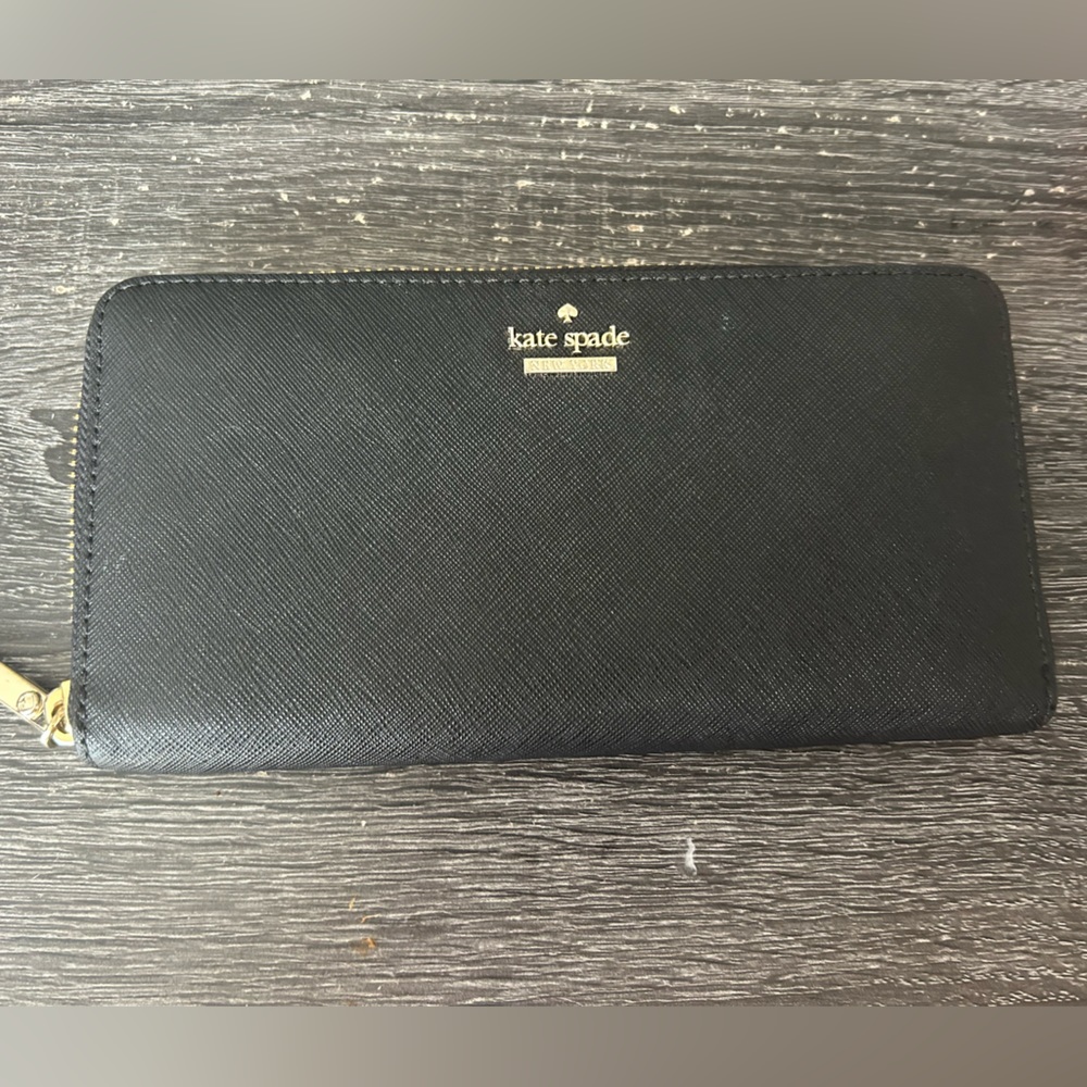 Black Kate Spade Wallet
